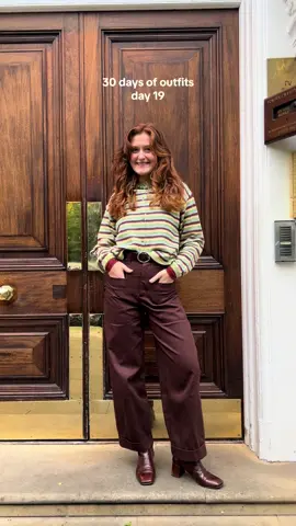 leaf my hair colour out of this ✋🏼🍁 #autumnoutfits #octobervibes #autumnfashion #fall #gilmoregirls 