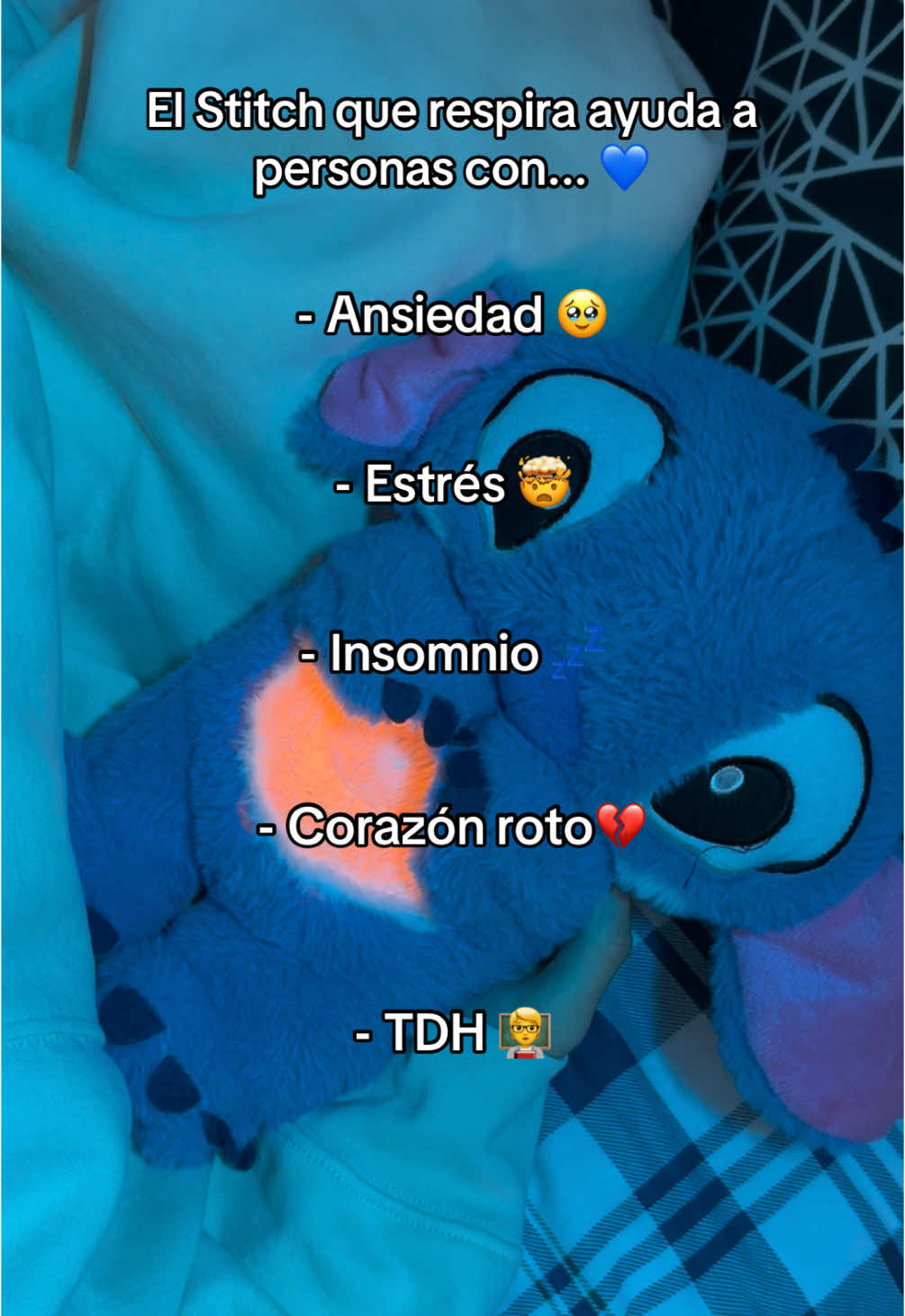 Conoces a alguien que le pueda ayudar?💔🥹 #stitch #stich #liloystich #disney #stitchquerespira #ataquedeansiedad #ansiedad #insomnio #ruptura #regalonovia #rupturaamorosa #ansiedadseparacion 