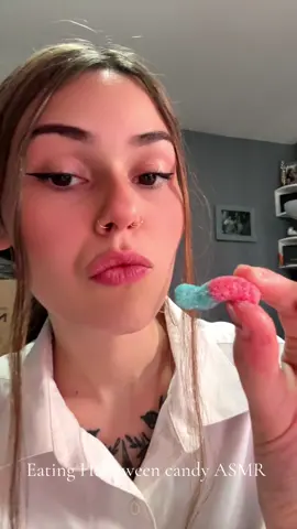 Halloween candy ASMR #gummy #gummyworms #sour #asmrsounds #mukbang #eating #candytok #asmrtiktoks #asmr_tingles #asmrsound #lofivibes #lofi #lofiasmr #lofigirl #foodtiktok #fypシ #fyppp #foryoupage❤️❤️ #fypsounds #relax #youtuber #patreongirl 
