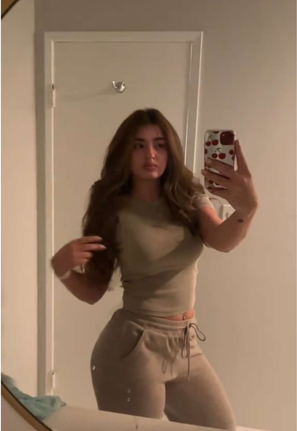 🤑