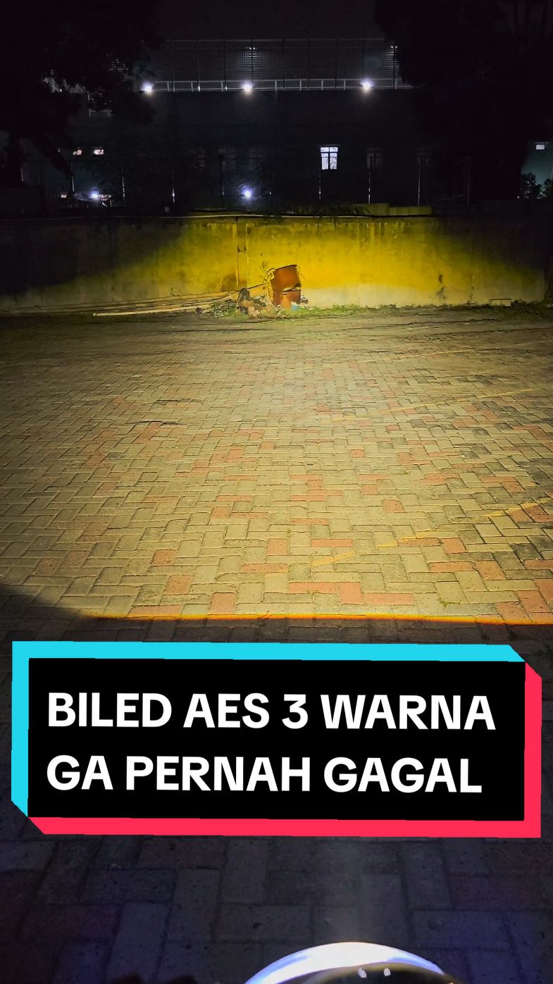 Biled aes all weather 3 warna dari @bullaes.aes kita pasang di scoopy prestige 2022 🔥🔥 yang mau langsung merapat aja ke bengkel kita,  link toko online ada di bio kita ya 🔥 #aesexperience #biledprojector #bullaesindonesia #fypシ #biled #promo1010 #honda #yamaha #rcb #ktc  #seanjayamotosport #hondabeat #fouryourpage 