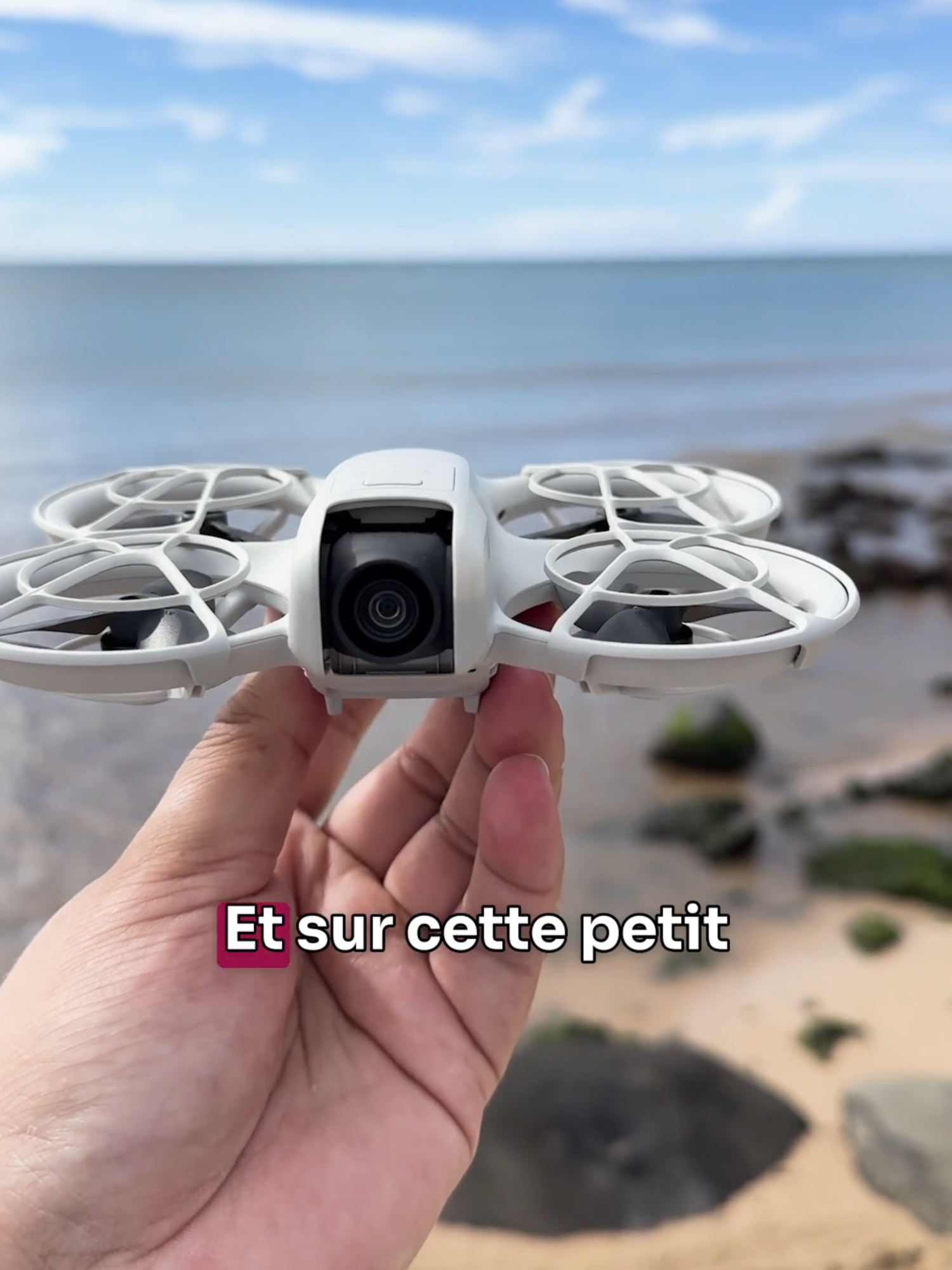 Un drone qui se pilote sans radio télécommande, sans smartphone… 😱 #dji #djineo #drone