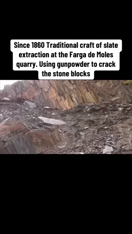 traditional craft of slate extraction carried on by the Comella brothers at the Farga de Moles quarry. We learn about the process of using gunpowder to crack the stone blocks. #quarry #traditional #slatequarry #slate #slateroof #handmadecraft #roofing #roofer #1800s #oldschool #stone #gunpowder #fyp #viralvideo #BrunnoNoBs 👊👊