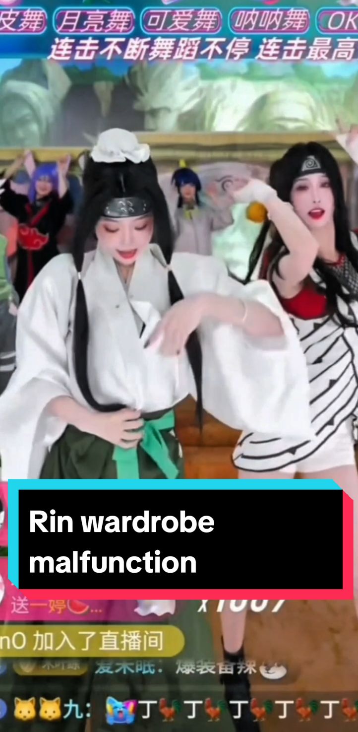 I think Rin look more elegant in Haku cosplay, that's why fans love it too. She's dancing non-stop and she haven't noticed her top is about to fall off. 🙈 #livestream #cosplayer #naruto #cosplay #dance #asiangirl #funnyvideos #cute #kawaii #dancechallenge #chinese  #chinesetiktok #dance #crashout #CapCut 