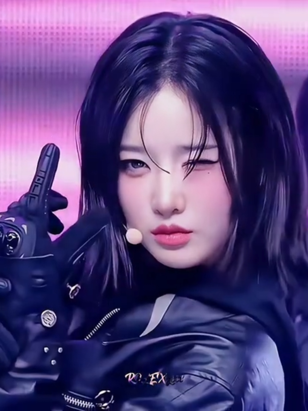 so dang hot #yooyeon #tripleS #yooyeontriples #triplesedit #edit #fyp 