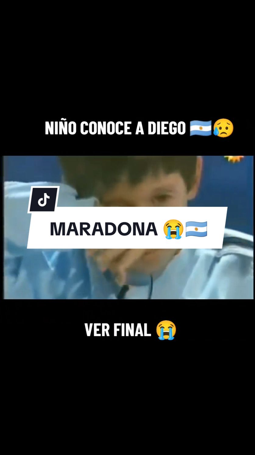 NIÑOS CONOCE A MARADONA POR PRIMERA VEZ🇦🇷😭💥#maradona🇦🇷 #niños #futbol⚽️ #MARADONA #diegomaradona #ITALIA #NAPOLES #NIÑOS #argentina🇦🇷 #iglesiamaradoniana #entrevista #diego #NAPOLES 