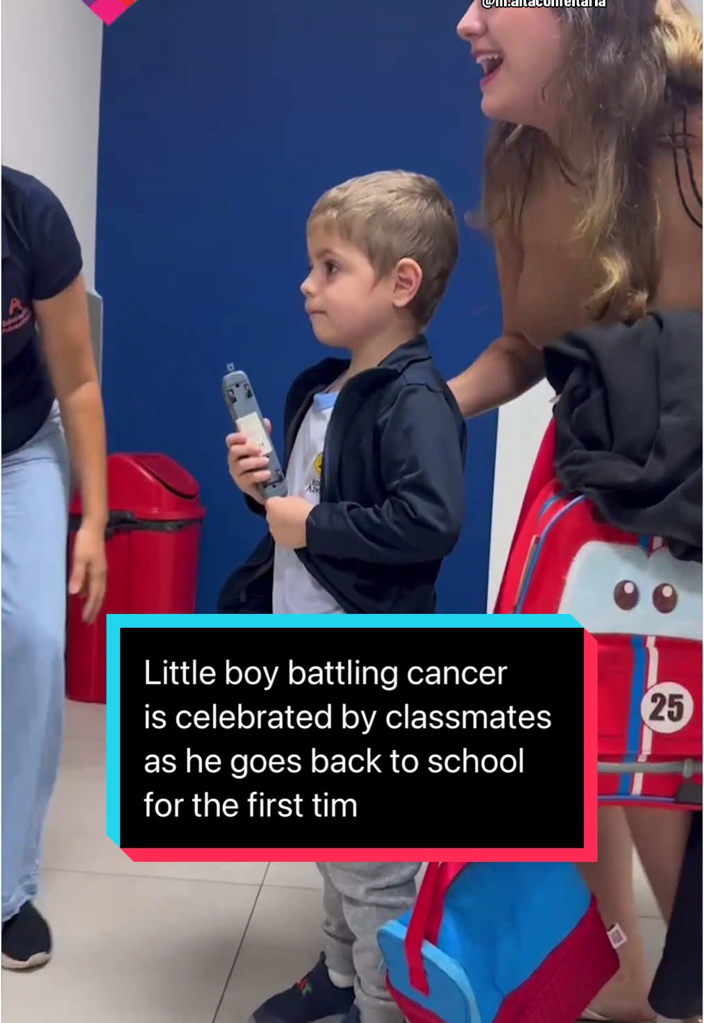 Five-year-old Miguel has been battling cancer for the past year. So when the doctors said he could go back to school, his classmates made sure to make him feel special as they celebrated his return. #momtok #mom #kidsoftiktok #cancer #brazil 