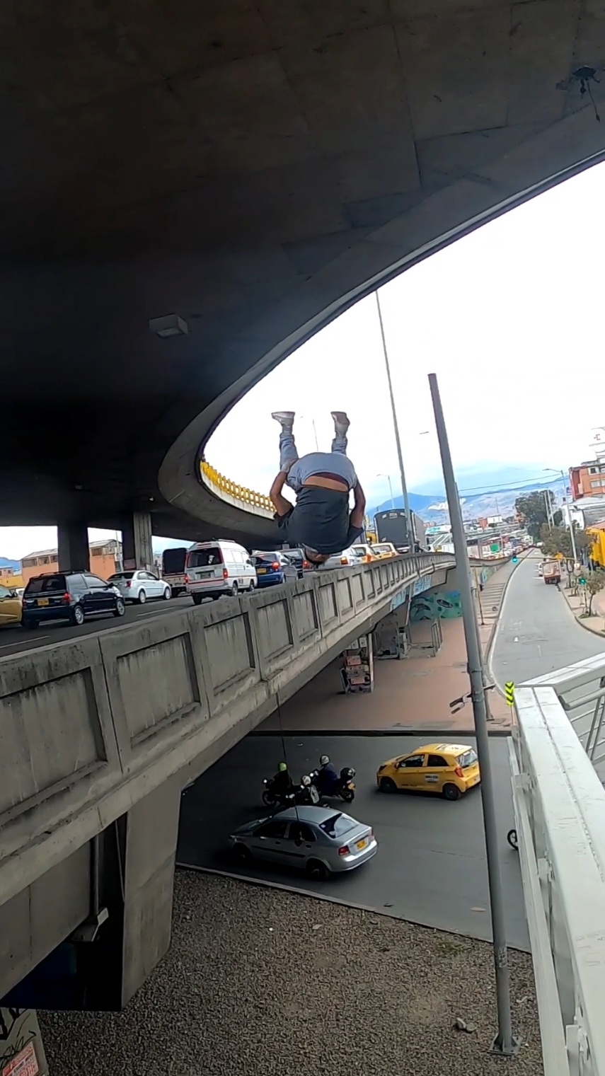 Parkour Bogotá 🕷🇨🇴🔥 #bogotá #colombia #viraltiktoks 