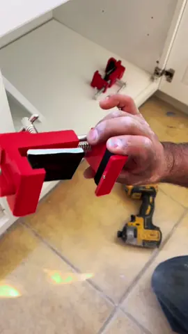 positioning frame clip