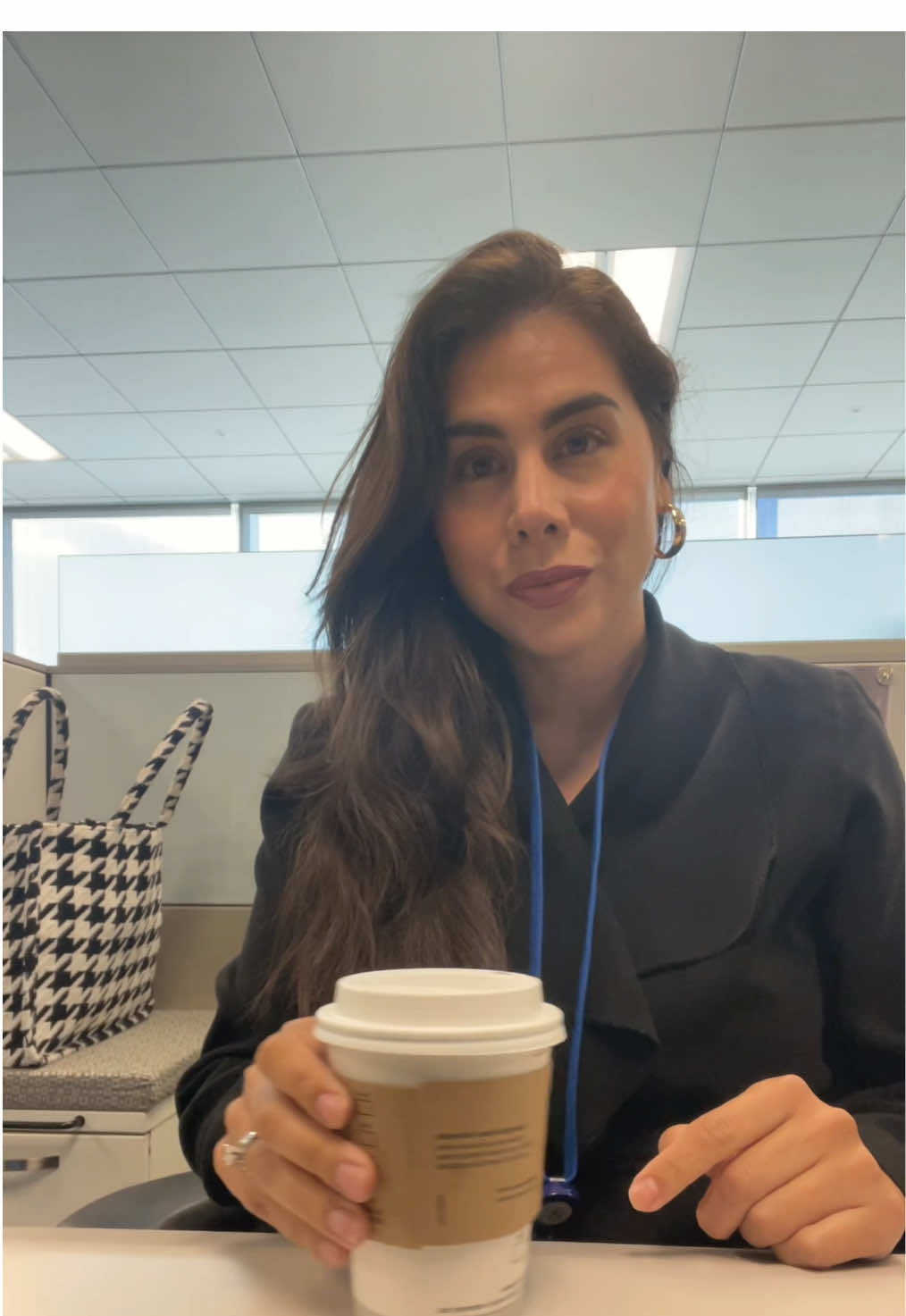 Finally got my latte 🫶🏼. . . , . , . . . . . #latte #coffeelover #wednesday #officedays #worklifebalance 