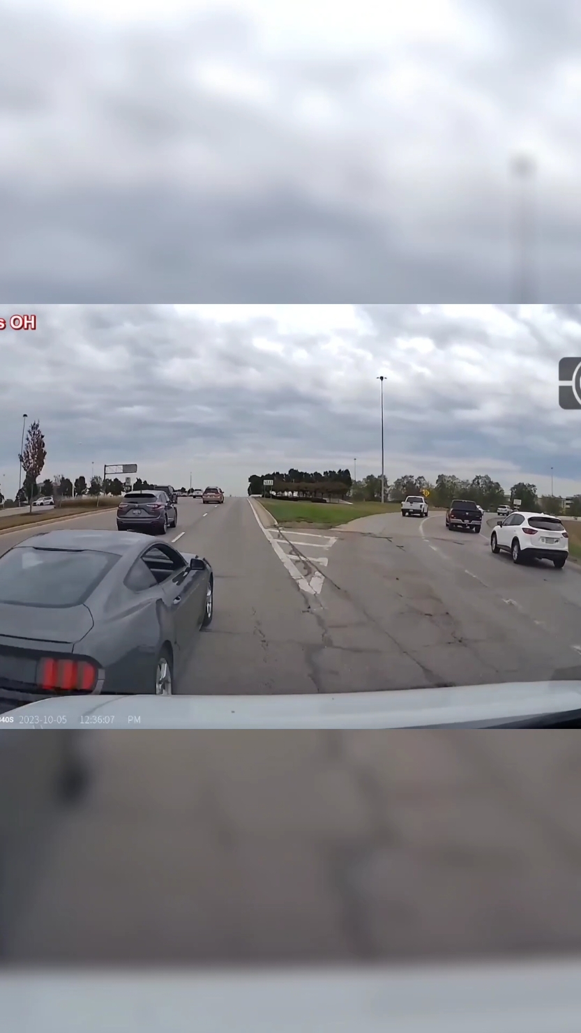 Idiots in Cars Compilation  #dashcam #idiotsincars 