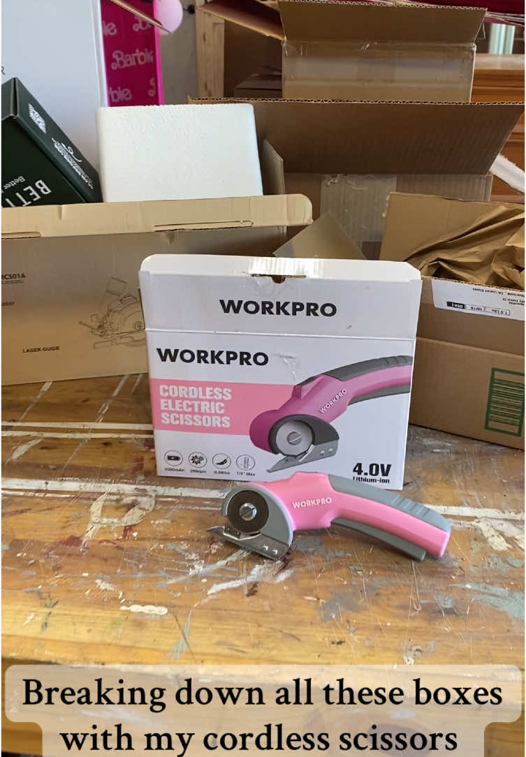 These cordless electric scissors really are coming in handy as I always have a lot of boxes that need to be broken down. I keep most of it to protect furniture when clients pick up. #ecofriendly #recycle #recycling #upcycling #upcycle #scissors #electricscissors #tool #toolsofthetrade #powertools #workshop #bosslady #fypシ #fyp #paratii #boxes #cardboard #homeimprovement #diyproject #DIY #pink #breastcancer #work #beforeandafter #howtotiktok #CleanTok #cleaning #organizedhome 