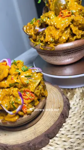 Watch closely and enoy the view… Isiewu in all its goodness #isiewu #yum #ree #eventcatering #viral #reelvideo 