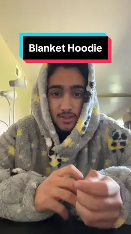 You definitely NEED this for movie nights 👏 #hoodie #blanket #blankethoodie #wfh #tiktokshop 