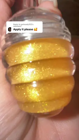 Replying to @getready353 soooo nice on the lips 🤩 probably the most comfort gloss I’ve ever put on ✨ #tiktokshop #tiktokshopblackfriday #tiktokshopcybermonday