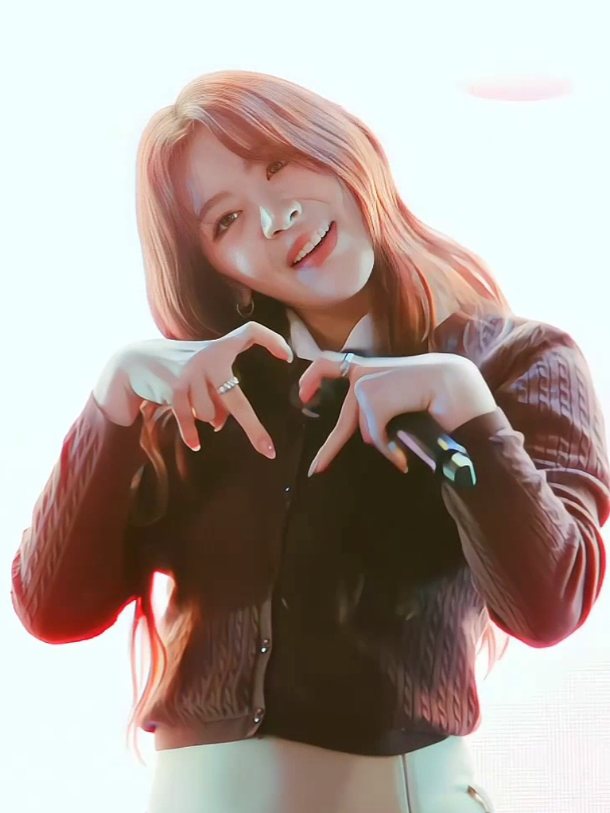 seeun teddy bear fancam #seeun #fancam #fancams #kpop #fyp #trending #seu1g #viral #stayc 