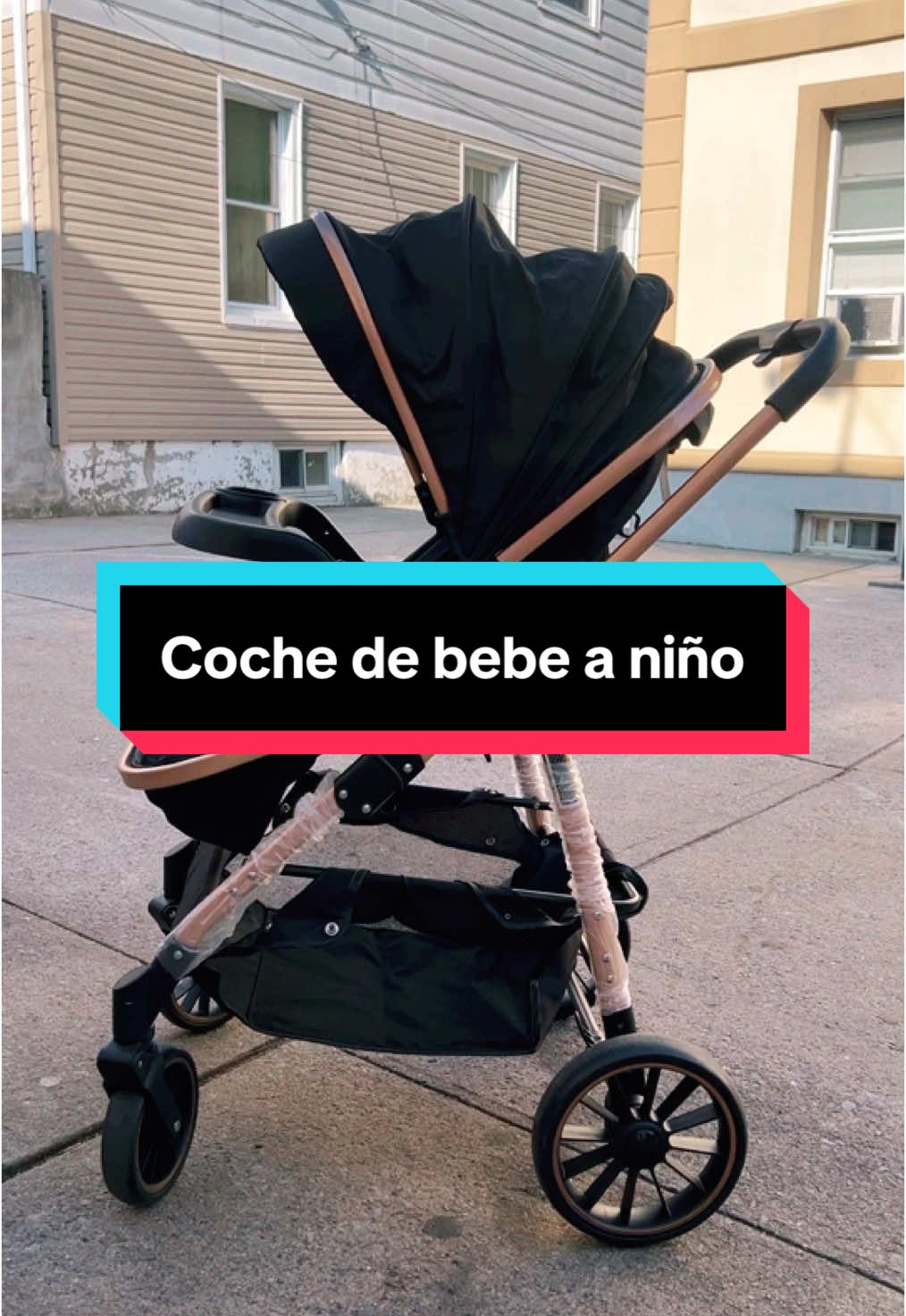 Liviano y compacto para guardarlo. Que mas podemos pedir! 👍 #mamisenelring #cosasdemamas #niños #bebes #babystroller #strollers #cochedebebe 