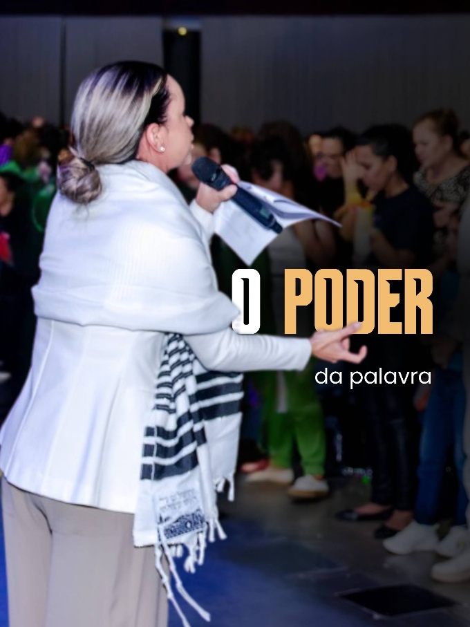 Sabia que as palavras de um pai e uma mãe são decretos espirituais? ✨ Você já pensou no poder das palavras dos seus pais? #poder #decretos #mundoespiritual #cristo #fyp 