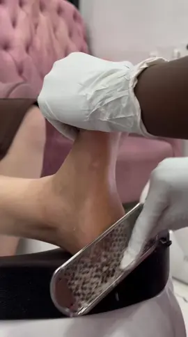 بدكير قدم 👣 متواجدين يومياً عدا الأحد عطلة المركز اوقات الدوام من 10 صباحاً الى 8 مساءاً العنوان 📍بغداد_حي القاهرة _قبل صعدة جسر البنوك مقابيل أسلحة البرق للحجز والأستفسار 07712856556 #اكسبلور#عراق#reels #viral#explorepage #trending#fyp#بغداد #fashion#family#lik #iraq#شهد_الشمري #اكسبلور_فولو#اكسبلورر #صالون#صالونات#مركز    #تجميل#مراكز#فولو#خطوبه #خطوبة#عقد#عروس#عروسه #مهر#تخفيضات#عروض#مسابقات