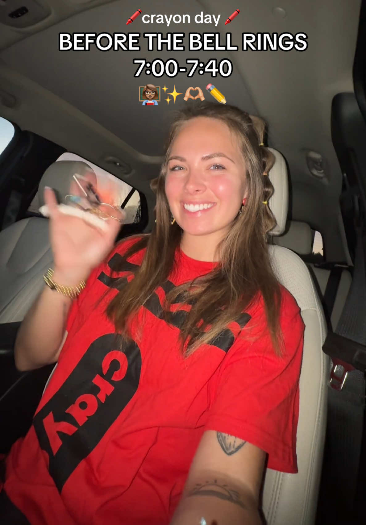 Before the bell rings 🫶🏼✨✏️ #teacher #teachersoftiktok #teachervlog #asmr #Vlog #beforethebell #morningroutine 