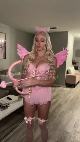 Reminder to use this sound tomorrow💕🪽🏹 #fyp #foryou #foryoupage #viral #trending #halloweencostume #halloweentransition #transition #transitionvideo #halloween2024 #costume #costumeideas #transitiontutorial #transitions #halloweencostumes #costumeinspo #halloweencostumeinspo 