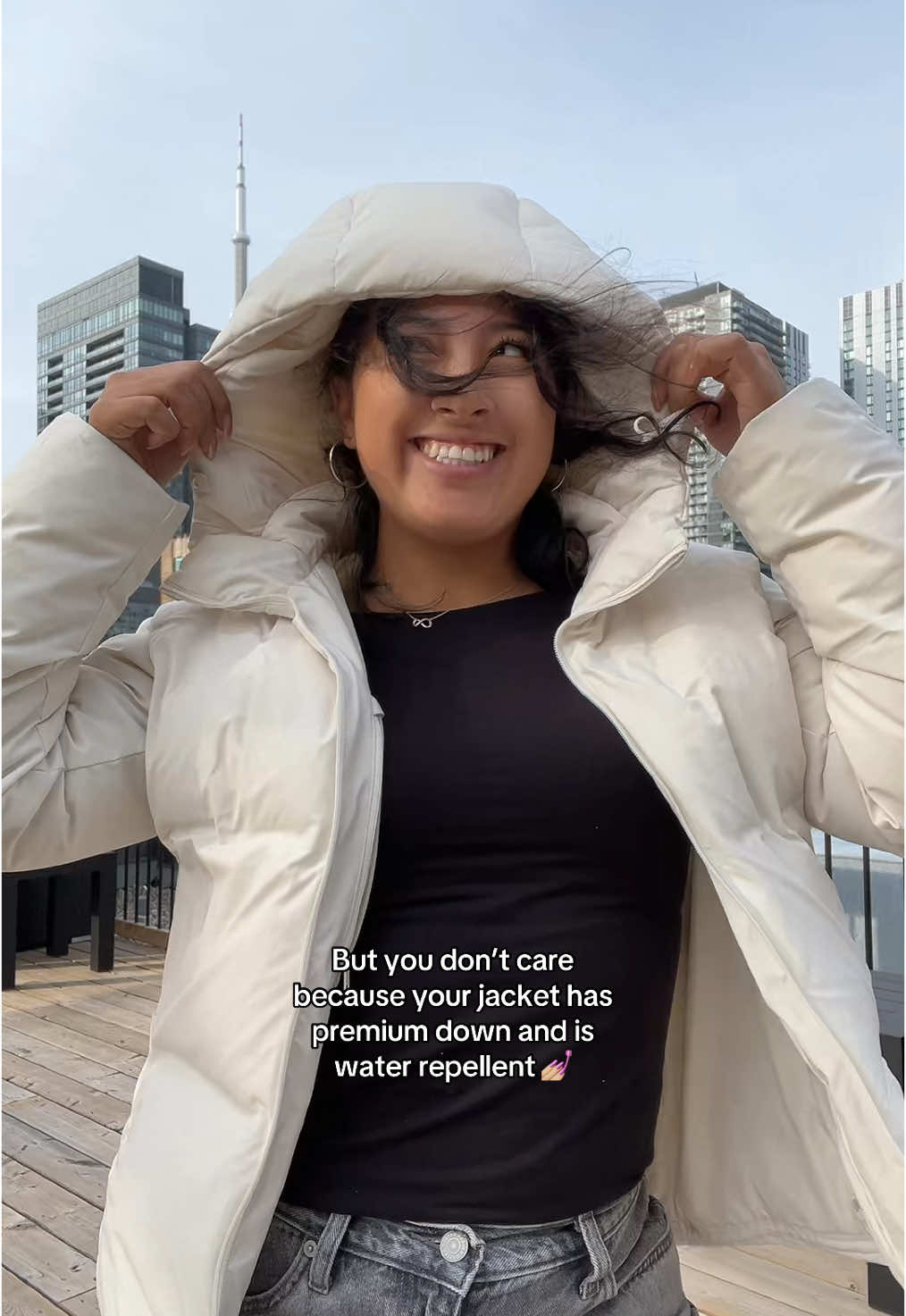 Step into winter without a shiver! 🥰 #UNIQLOCanada #LifeWear #winterjacket