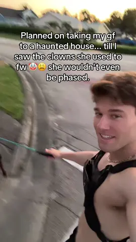 Spooky season 😂 #fyp #viralvideo #relationships #dating #relatable 