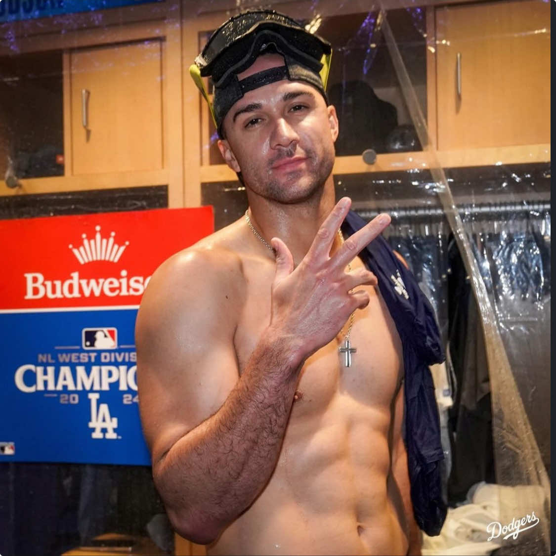 He’s so FINEEEE 🤭 #jackflaherty #jackflahertyedit #dodgersjackflaherty #dodgerstadium #dodgerfan #letsgododgers #dodgersbaseball #baseball #jackflahertyissofine #jackflahertydodgers #dodgeredit #dodgers2024 #finedodgerplayers 