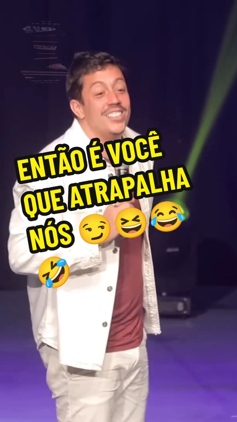 Então é você que atrapalha nós 😏😆😂🤣 ⚠️SIGA PARA MAIS CORTES COMO ESSE;❤️DEIXE SEU CORAÇÃOZINHO PARA APOIAR O NOSSO TRABALHO;💬COMENTE VIDEOS OU CLIPS QUE VOCÊS GOSTARIAM DE VER AQUI;👥COMPARTILHE COM SEUS AMIGOS E FAMILIARES! #renatoalbani #show #standup #standupcomedy #humor #humortiktok #humorbr #comedia #comedian #comediahumor #comediabrasil #risos #risada #cortes #engracado 