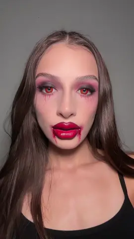 day 30 of 31: vampire 🩸 #halloween #makeup #viral #fyp #foryou 