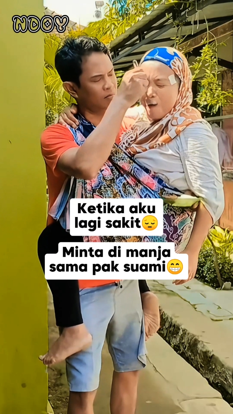 ketika aku lagi sakit😔 #suamiistri #komedi #fyp #kontenkomedi #lipsync #foryou #hiburantiktok #ngakak #hiburan #ngakakkocak #ndoyfamily 