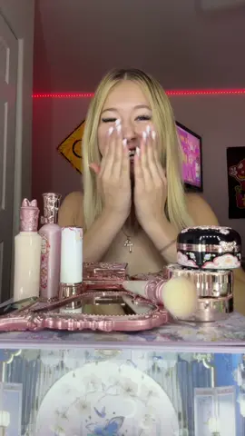 count how many times i say “so pretty” 😭 @FlowerKnows 花知曉 @Flower Knows Makeup #flowerknowsmakeup #flowerknows #fyp #foryou #xyzbca #makeup #haul #gwrm 