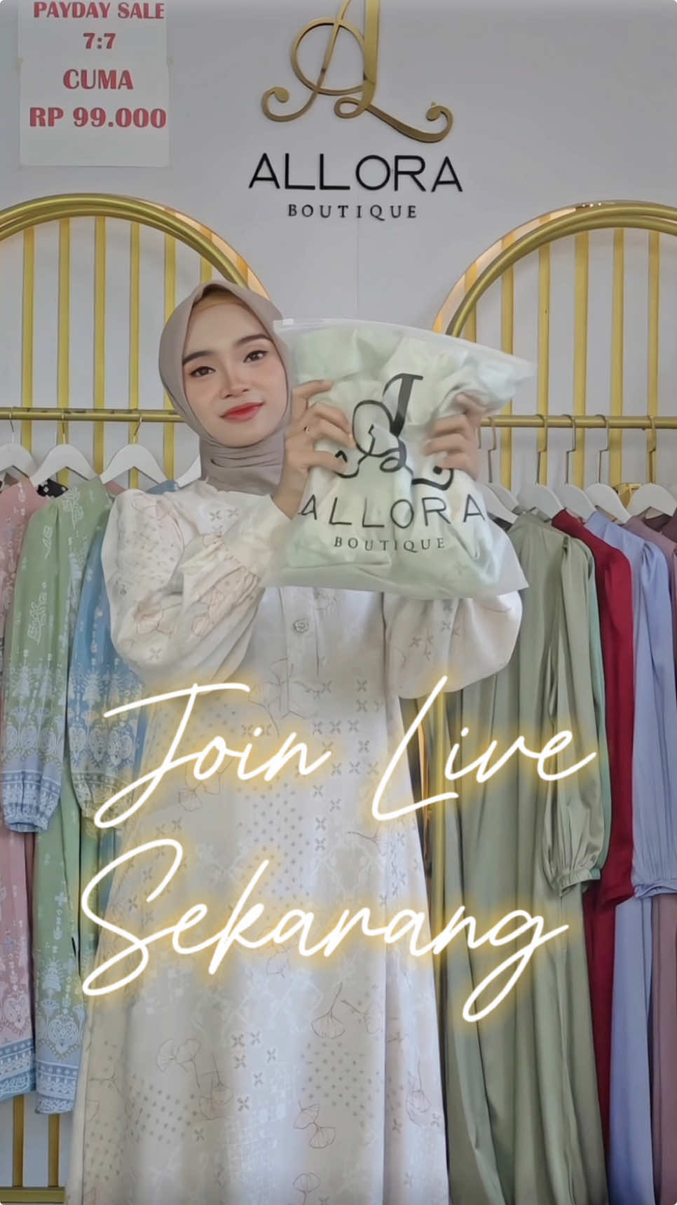 Langsung join live sekarang buat tahu detailnya Beb 🥰 . #JelajahLiburan #alloraboutique #oneset #fashiontiktok #outfitideas #outfitinspiration #wanitaindependent #dressmurah #dressmurah 