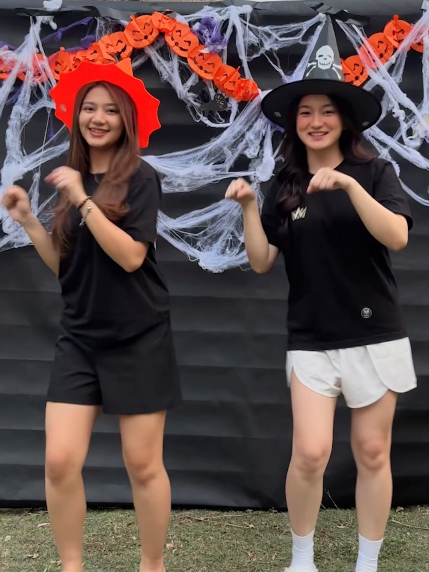 Cuteness overload banget sih ini 🤏🥰 #dewaunitedesports #dancechallenge #dancer