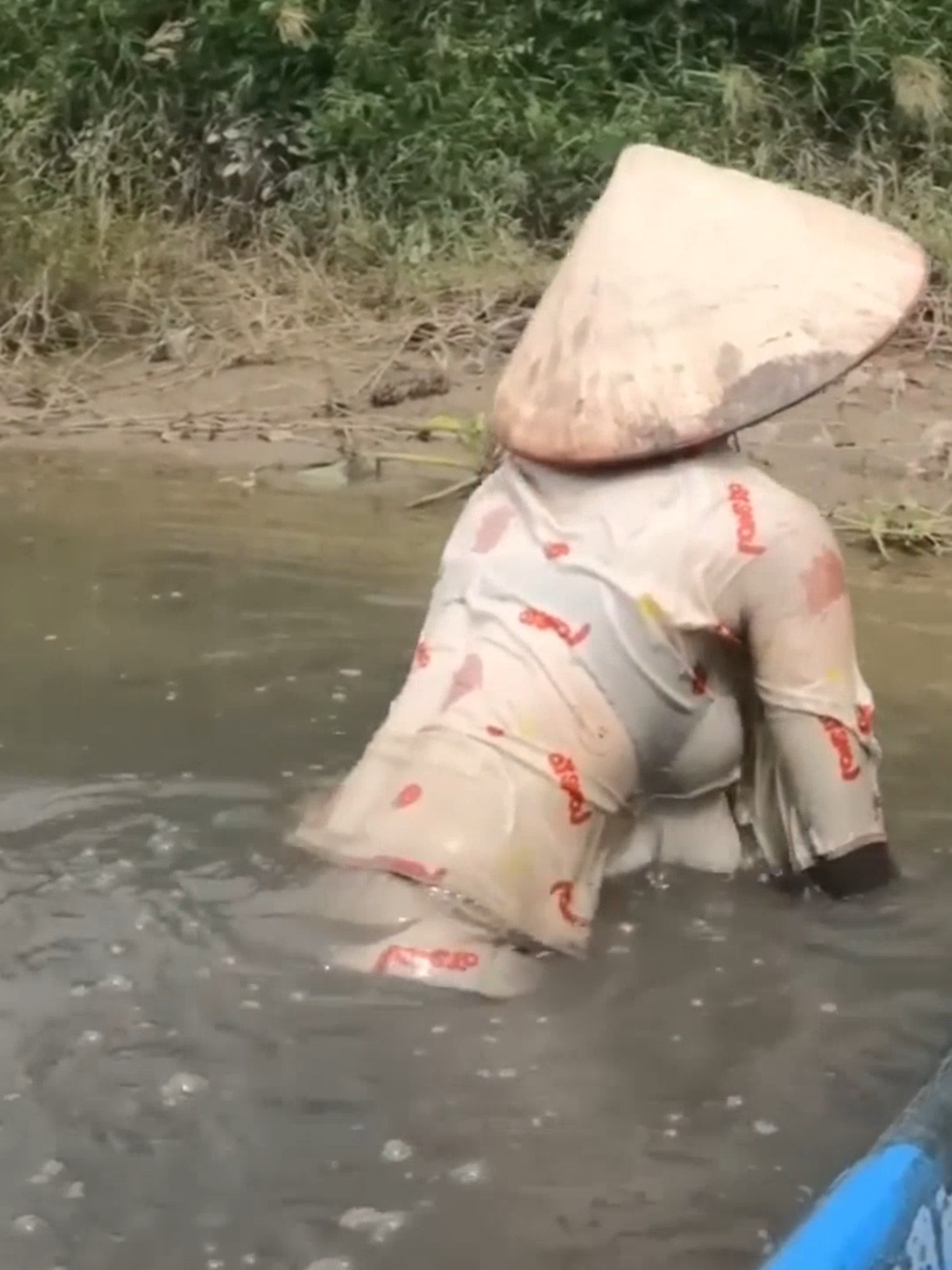 Beautiful girl catching fish #beautiful#girl#fishing#camping#survival#Outdoors#fyp