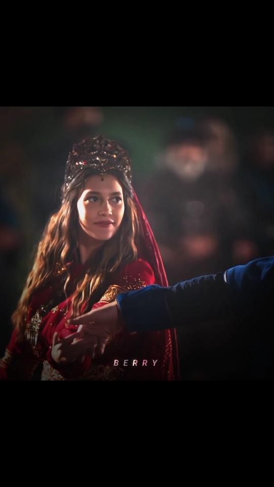 This dance😩❤🔥 | Orhan and holofira wedding dance 🌹🌺  #holofirahatun #holofira #nilufer #orhan #orhanbey #ornil #kurulusosman #orhol #repost #sadscenes #viral #dance #osbal #unfrezzmyaccount 