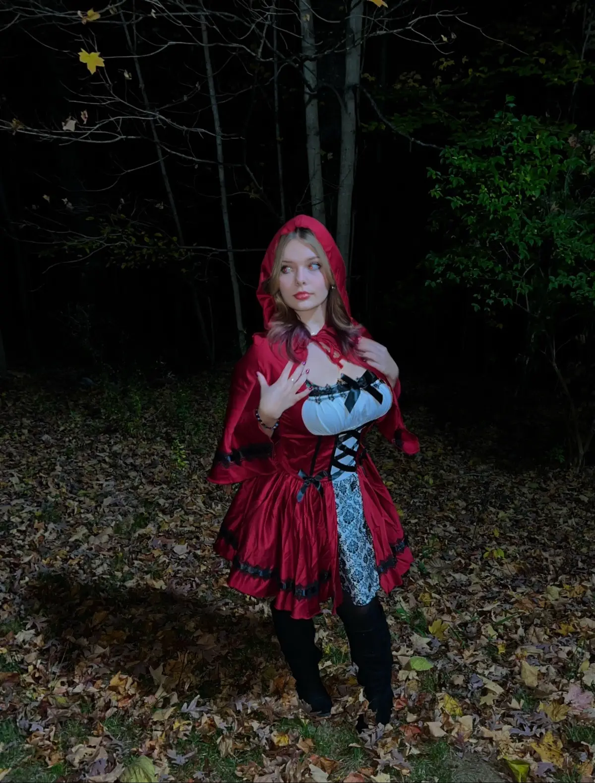 Can you tell i went all out for halloween this year (this is my 4th costume) #fyp #halloween #littleredridinghood #aesthetic #fall 