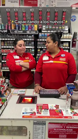 Las bendis de oxxo 🫶🏻 @Yess Martinez Suarez #oxxoalavueltadetuvida #maylormaylor #turnotarde #servicioalcliente #amomitrabajo #lacamisabienpuesta #lacaradelaempresa😎 #parati #foryou #foryoupage #fyp #oxxo #oxxotiktok #capacitacion 