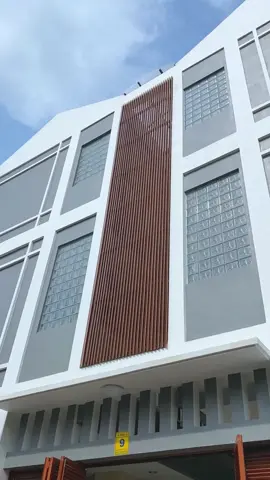 Testimoni Pembangunan Kost di UMS Solo ✨ . . . Ingin tau hasilnya secara langsung? Langsung saja DM, langsung gas Vika antarakan ✨ . . . Jasa bangun kost, kontraktor kost, kontraktor solo #jasabangunkost #kontraktorbangunan #kontraktorjogja #kontraktorsemarang #kontraktorterpercaya 