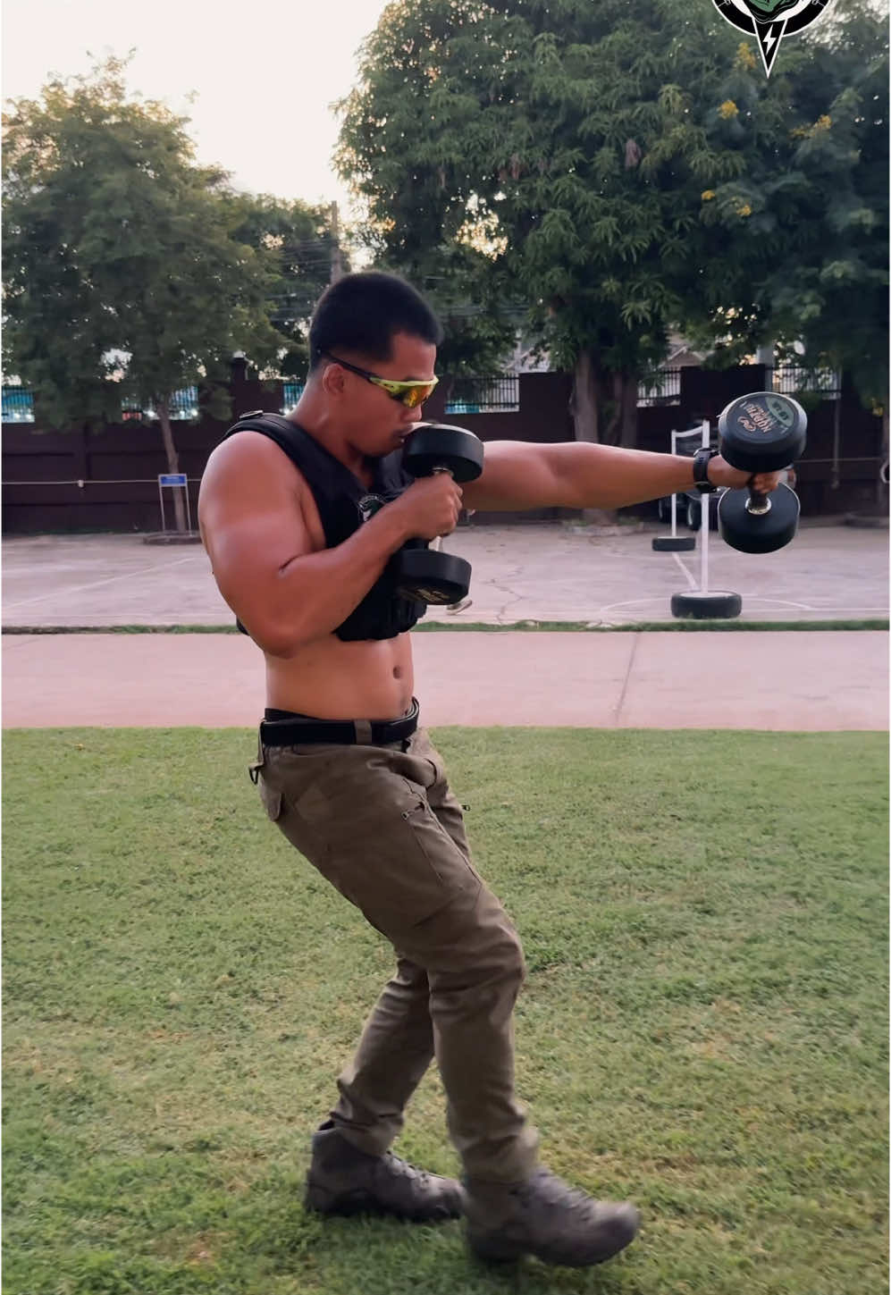 Workout | Crocodile Tactic ⚡️🐊 #Crocodiletactic​ #ValorTactical  #bodyweight #blackknight  #pushups #ดันพื้น #workout #crossfit​ #tireflip #แข่ปฏิบัติการพิเศษ​ #สายพลังtactical #ดันพื้นเท่ๆ   #เทสร่างกาย  #streetworkout #tactical #swat #NSWTAC #แฟชั่นออกกำลังกาย #ออกกำลังกายเพื่อสุขภาพ  #ฟิตเนส #ออกกำลังกายลดไขมัน #เวทเทรนนิ่ง #สร้างกล้ามเนื้อ  #พัฒนาตัวเอง 