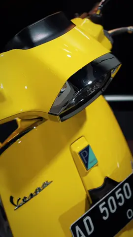 Yellow gank ! #vespa #vespasprint #Vespasprint150 #sprintmodifikasi #vespamatic #vespamaticindonesia #sprinter #badasgarage #badasgank #fyp #foryoupagе #foryoupagee 