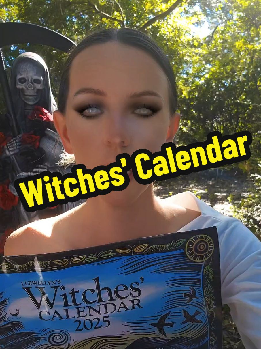 This calendar is beautiful. #calendar #witchescalendar #toptieroctober #TikTokShop 