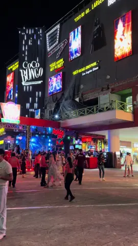 Calles de cancun #cancun #nochedeantro #cocobongo #vacation #lamascara 