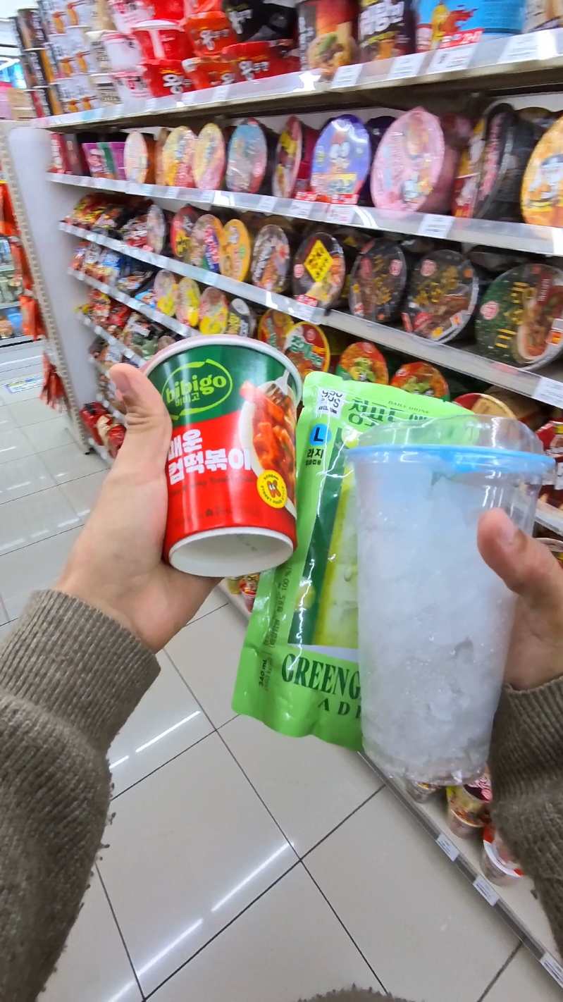 #icecup #ramen #korea #asmr #southkorea #conveniencestore 