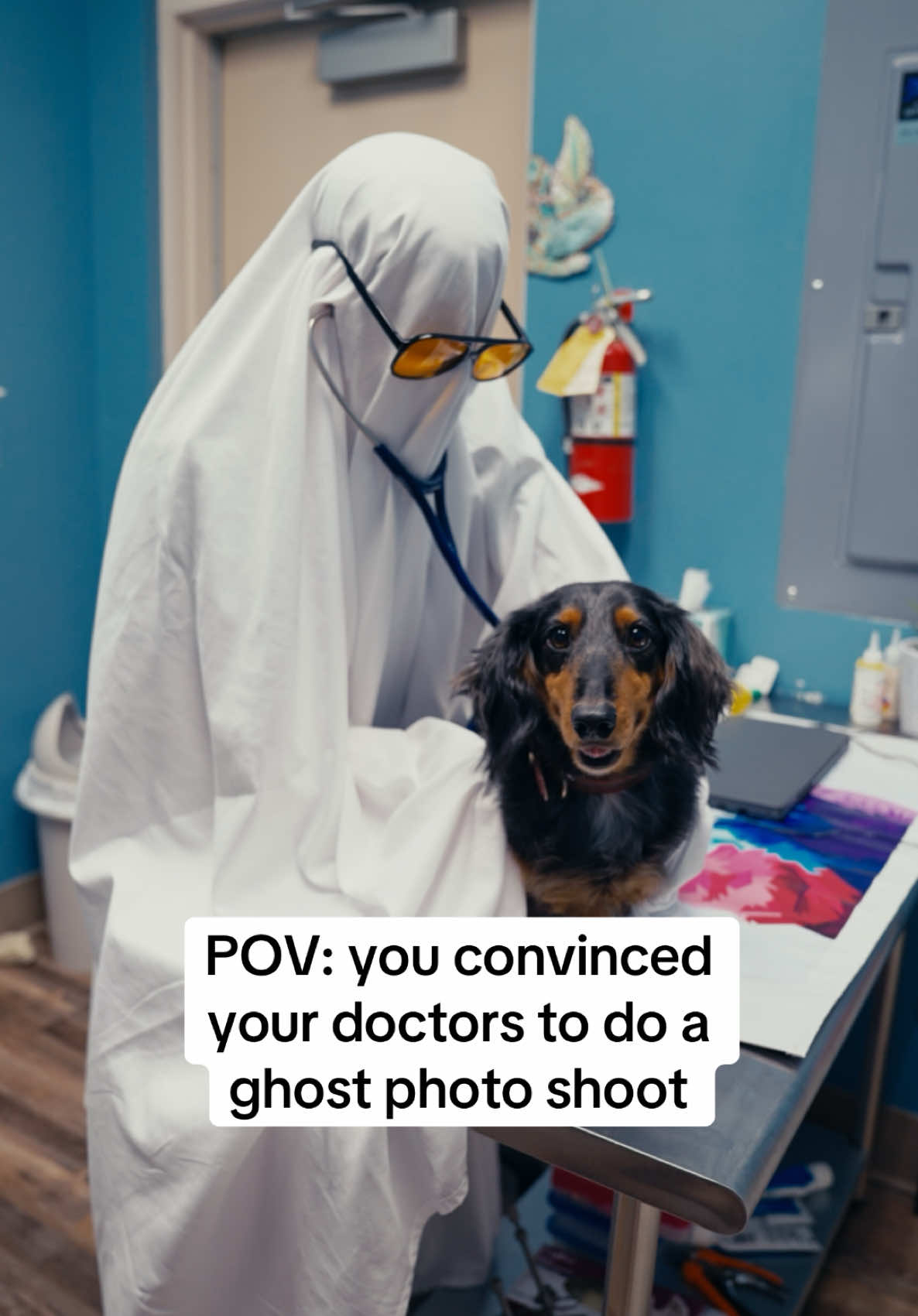 The whitest veterinarian around town 👻 #veterinariansoftiktok #veterinarians #veterinariansontiktok #vetmed #vetmedlife #happyhalloween 