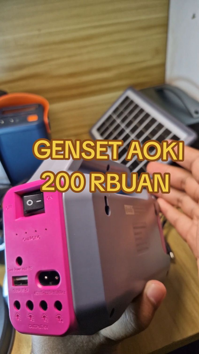 Membalas @heri.sagitarius Genset portable mini 200 rbuan, bisa tahan 30 jam sekali isi #panelsurya #genset #lampuemergency 