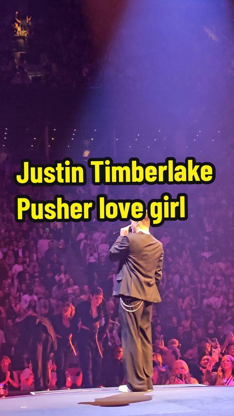 JT's still got it, and so do we! Dancing like it's the early 2000s all over again. #justintimberlake #justintimberlaketoronto #justintimberlakepusherlovegirl #justintimberlake2025 #justintimberlakekaunas 