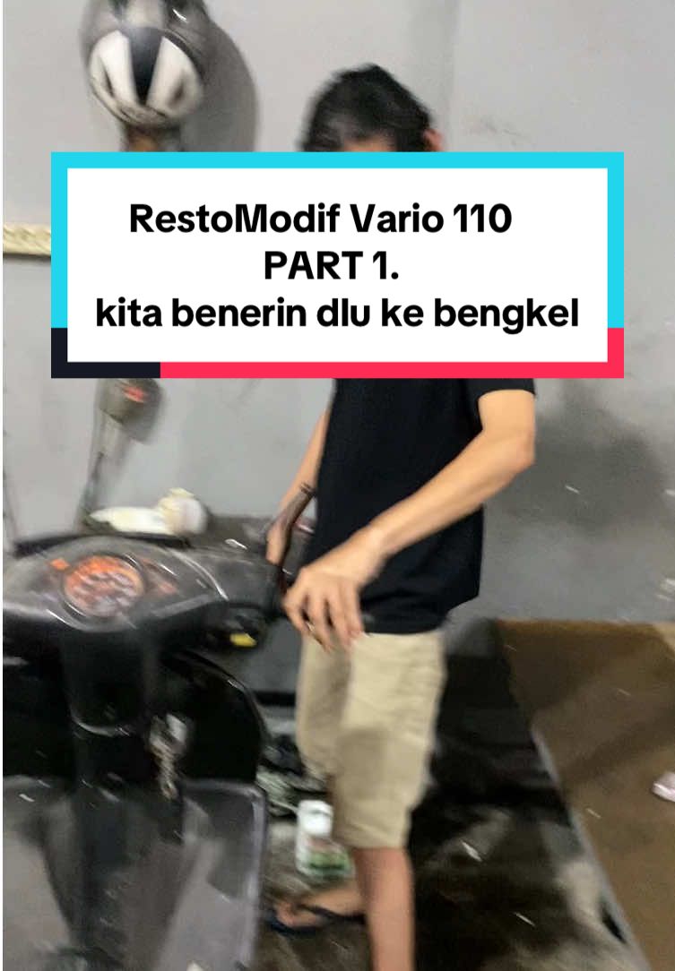 Membalas @kvb_Jacks🧿🧿 nih bro udah gw bawa ke bengkel KMV / In engine.  next video kita lihat mesin nya kayak apa yaa kalian yang punya vario 110 karbu boleh bantu tag buat inspirasi gw ya bro #vario110karbu #fyp #fypシ #fypシ゚viral #vario110karbumodifikasi #varbu 