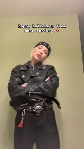 why do i have feelings for myself tho 