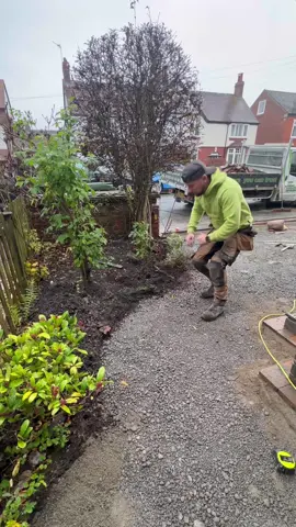 It’s that little bit of detail that makes a difference #landscapinglife #landscaping #gardentok #creatorsearchinsights #gardendesign 